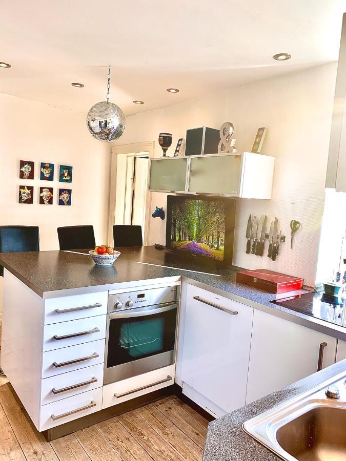 Four Individual Beautiful Spacious Rooms In Stylish Apartment Kopenhagen Buitenkant foto